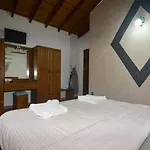 Kayi Villa