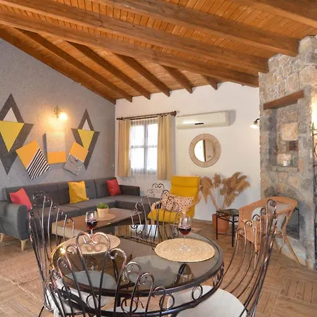 Villa Kayi *
